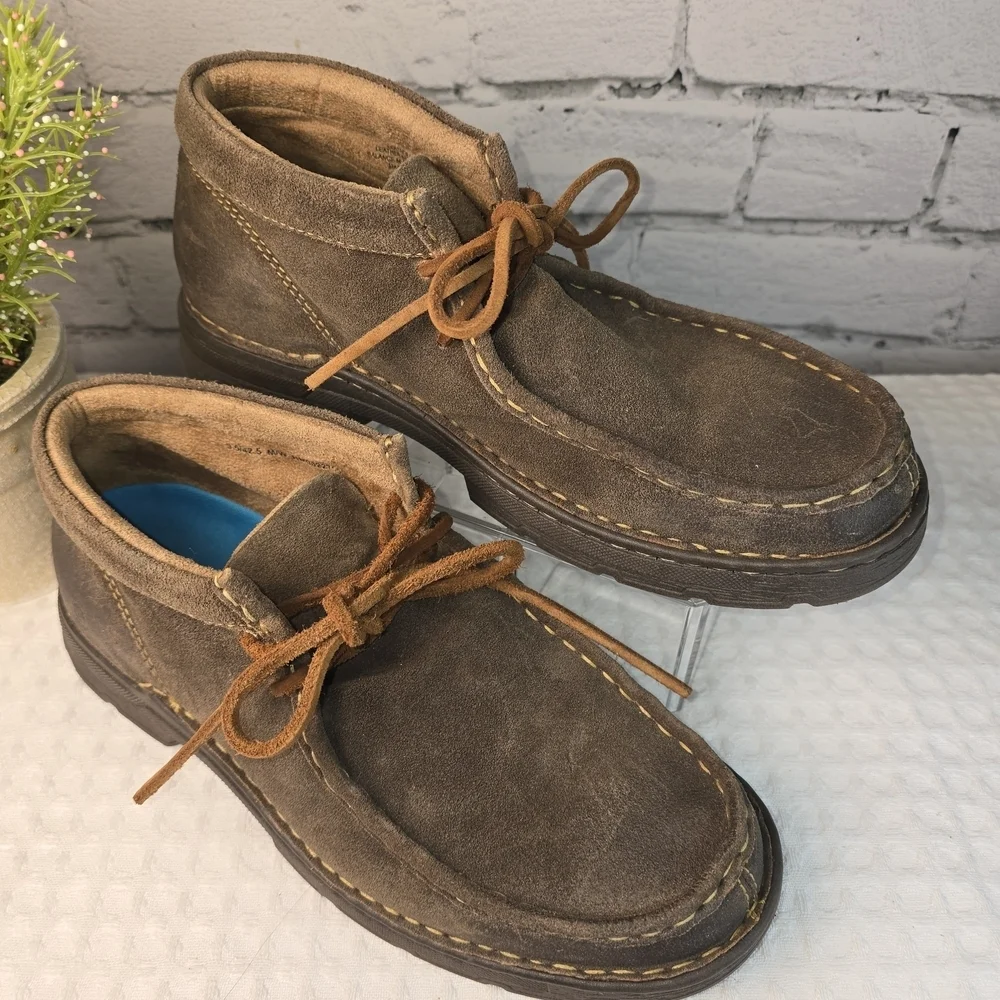 BORN ETHAN MOC TOE CHUKKA BOOT DARK BROWN SUEDE MENS 9.5 RUGGED DISTRESSED